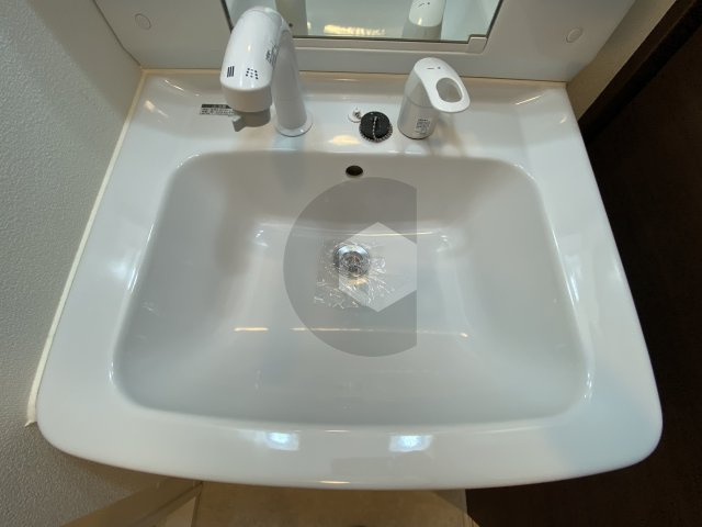 エスポワール春日5の独立洗面台