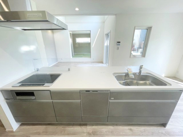 大津市南滋賀3丁目中古戸建のキッチン