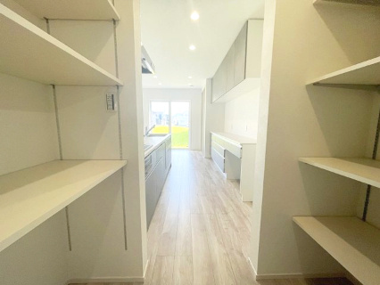 大津市南滋賀3丁目中古戸建の収納|パントリー