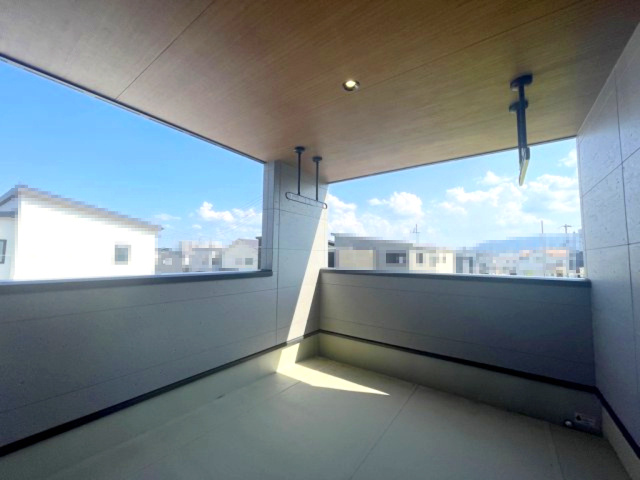 大津市南滋賀3丁目中古戸建のバルコニー