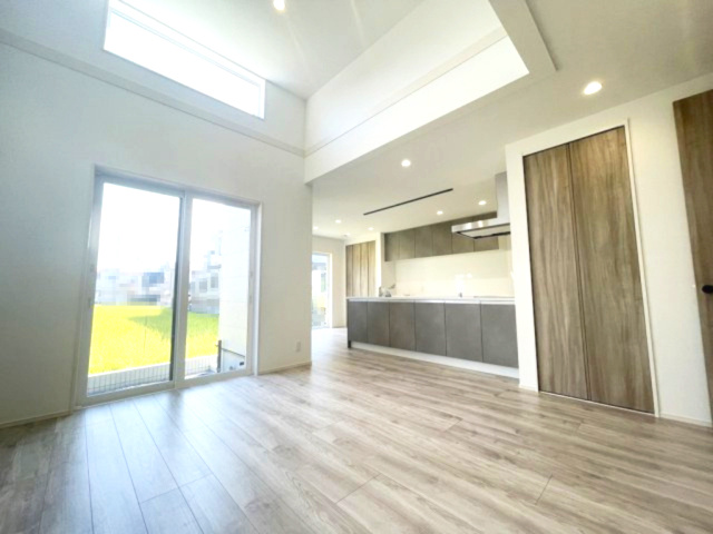 大津市南滋賀3丁目中古戸建の居間・リビング