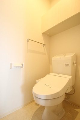 【トイレ】 | ベラルーチェ南ヶ丘 | 温水洗浄暖房便座