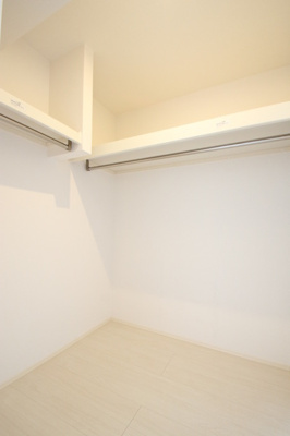 【洋室】 | ベラルーチェ南ヶ丘 | 洋室/7帖/ウォークインクローゼット