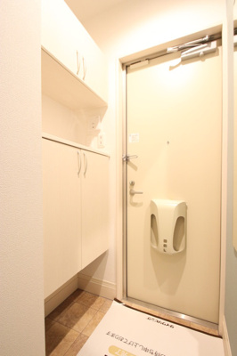 【玄関】 | ベラルーチェ南ヶ丘 | 玄関/シューズボックス