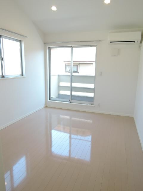 ハイツエノキの居間・リビング