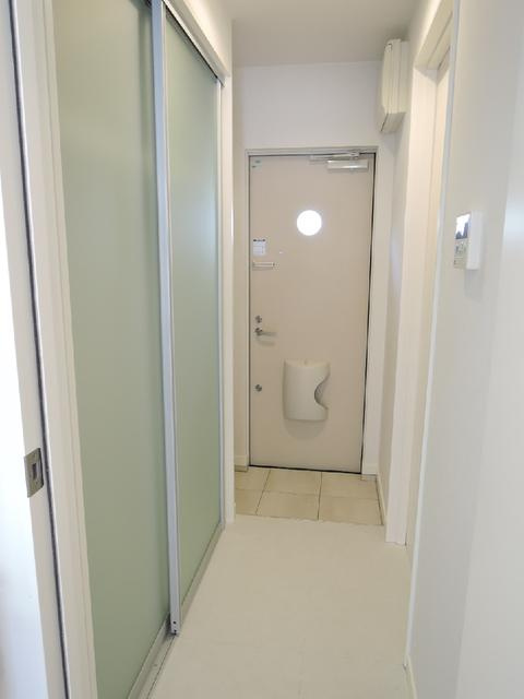 ハイツエノキの玄関