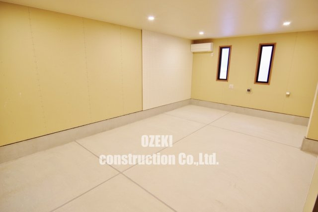 赤山BASEの駐車場