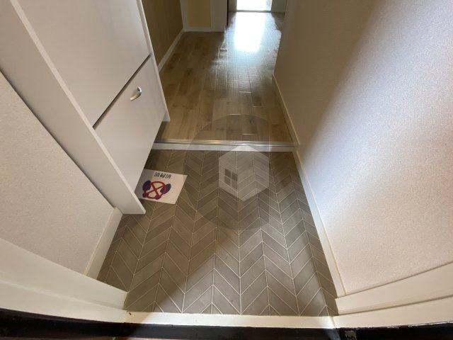 リアライズ住道南の玄関