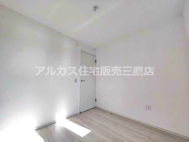 三鷹市牟礼５丁目 井の頭線 三鷹台駅 新築戸建の洋室