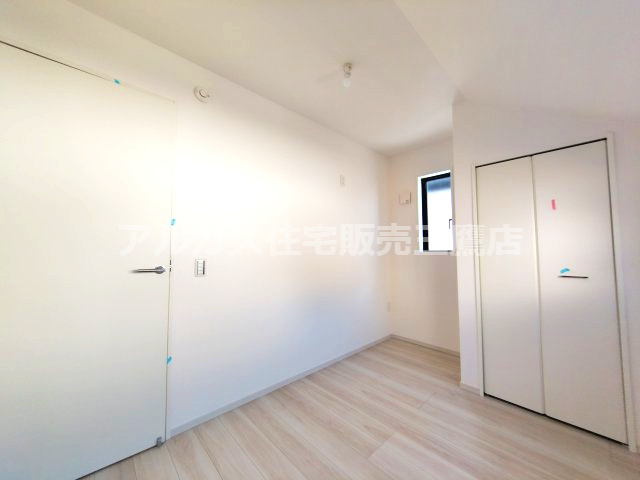 三鷹市牟礼５丁目 井の頭線 三鷹台駅 新築戸建の洋室