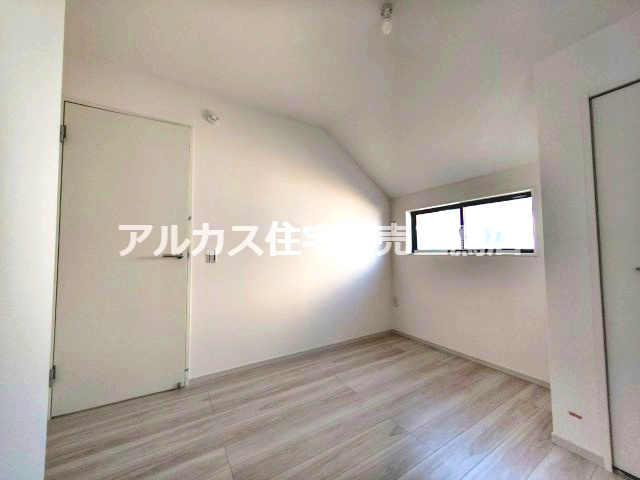 三鷹市牟礼５丁目 井の頭線 三鷹台駅 新築戸建の洋室