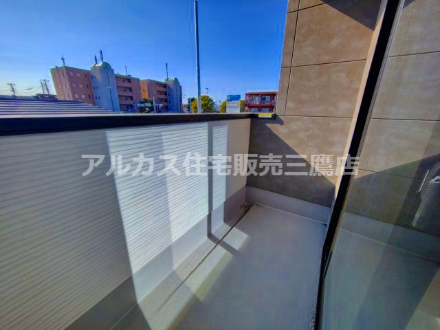 三鷹市牟礼５丁目 井の頭線 三鷹台駅 新築戸建のバルコニー