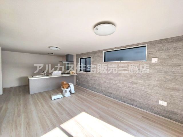 三鷹市牟礼５丁目 井の頭線 三鷹台駅 新築戸建の居間・リビング