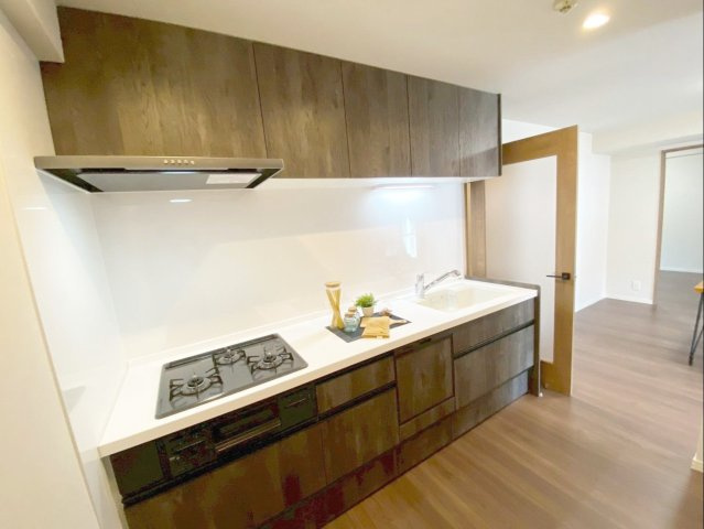 サングレート箱崎公園東のキッチン|収納スペースも豊富です！