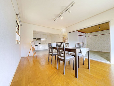 【居間・リビング】 | 密柑山セピアコート【名古屋市賃貸・駅徒歩5分】