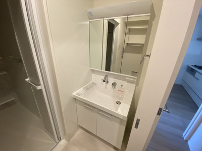 【独立洗面台】 | ブレッザ | 朝の身支度には欠かせない独立洗面化粧台