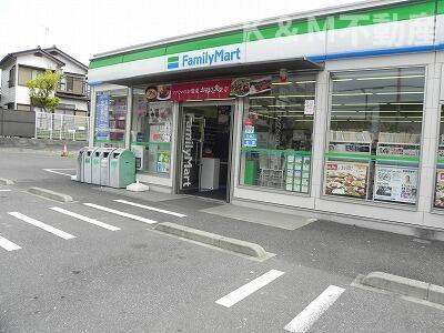 ブルックヒルズⅥの周辺|ファミリーマートまで220m 