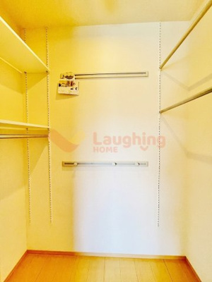 【収納】 | リュミエル B棟 | 大きなスペースがあり、収納には困りません