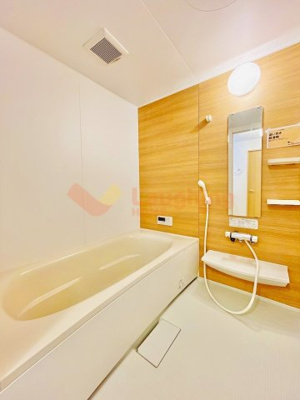 【浴室】 | リュミエル B棟 | 落ち着いた空間のお風呂です