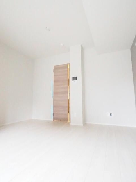 Ｎ－ｆｌａｔｓ板橋の居間・リビング