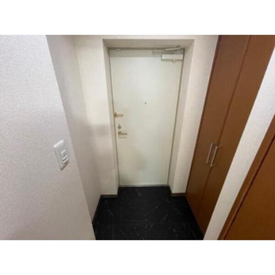 【玄関】 | NISHITENMA -Y´svillage | きれいな玄関です