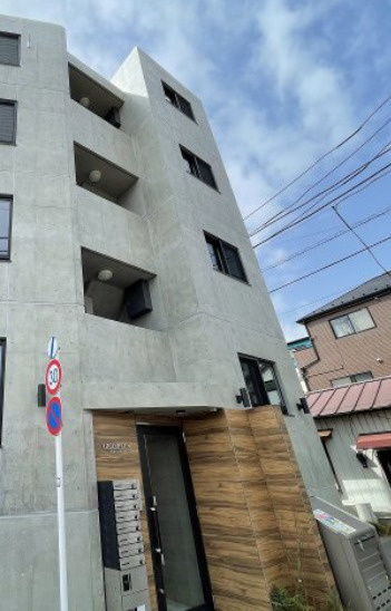 ＧＲＡＳＰＬＵＳ上中里の外観