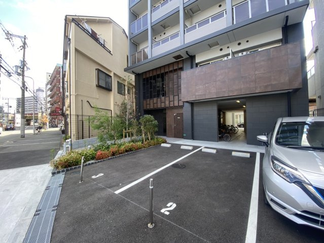 【駐車場】エスリードザ・カレント大阪