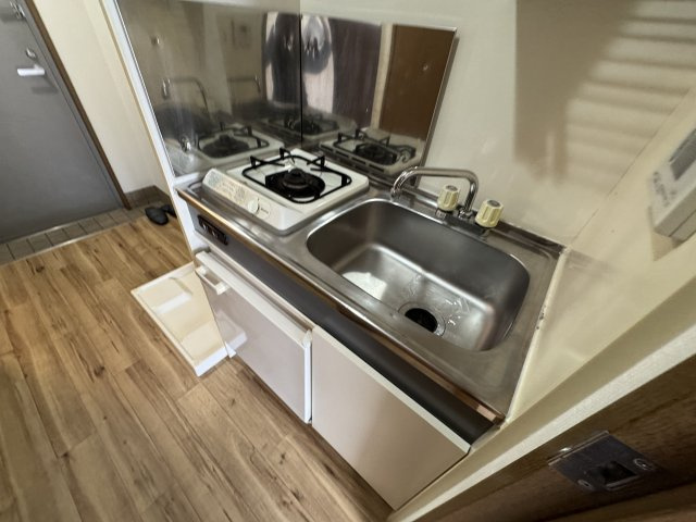 服部ハイツカワバタのキッチン