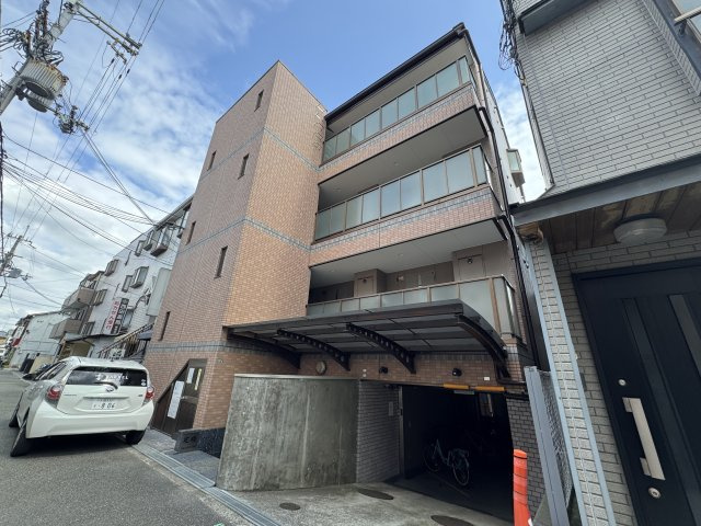 服部ハイツカワバタの外観