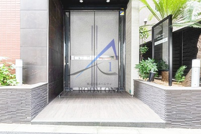 スパシエロッサ池袋のエントランス|エントランスです。