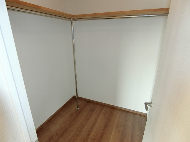 甲子園九番町戸建の収納