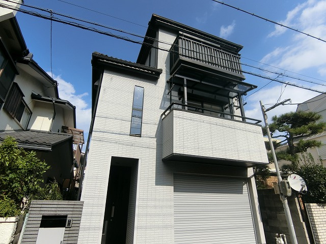 甲子園九番町戸建の外観