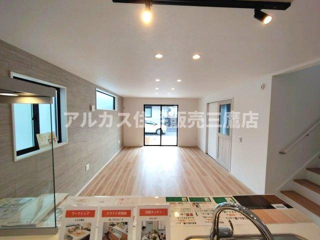 三鷹市牟礼５丁目 井の頭線 三鷹台駅 新築戸建の収納