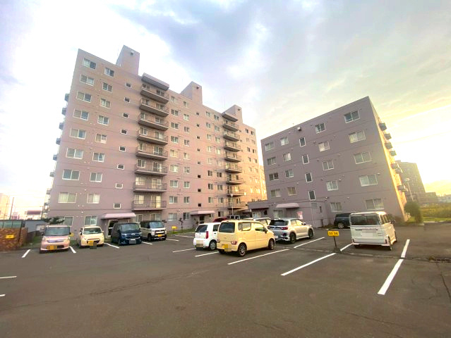 琴似プリンスハイツA棟の外観