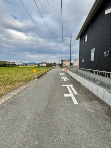 久留米市大善寺町宮本　12号地の前面道路含む現地写真