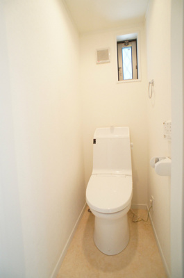 【トイレ】 | G・Aヒルズ白楽Ⅱ | ゆったりとした空間のトイレです