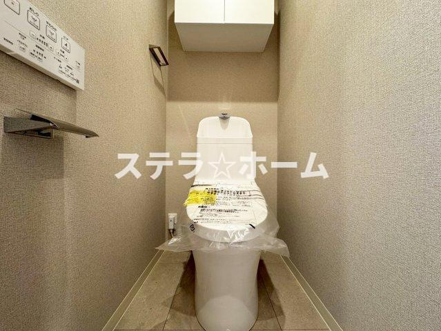 メロディーハイム吹田青葉丘のトイレ|落ち着いた色調のトイレです