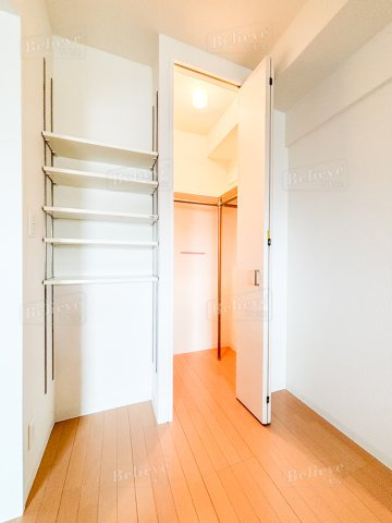 アポロ久留米東の収納|ウォークインクローゼットなので収納豊富です♪