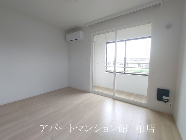 コラットの居間・リビング|同施工会社、同型タイプです