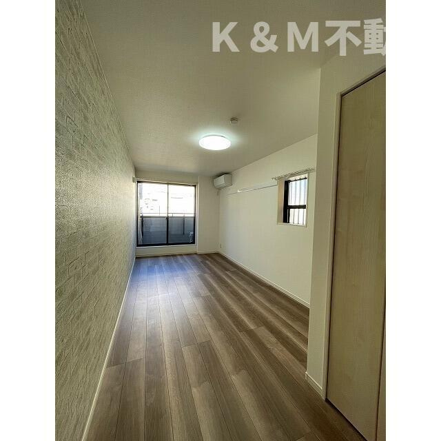 エクセラン馬橋ｎｏｒｔｈの居間・リビング|こちらのリビングで趣味の時間をお楽しみください