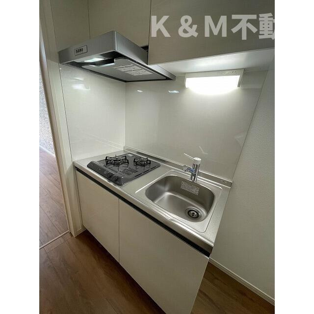 エクセラン馬橋ｎｏｒｔｈのキッチン|コンパクトなキッチンで掃除もラクラク