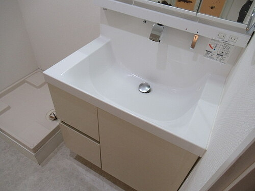 ナイスアーバン武蔵浦和の洗面所|洗面所