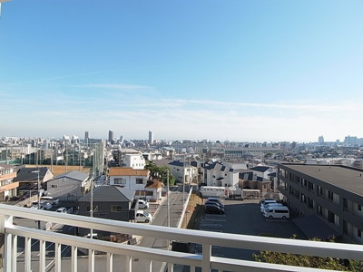 【展望】 | ヴィラナリー長田 | ベランダからの素敵な眺望、海も見えます