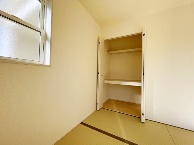 新築戸建・新築建売　寄居露梨子　鉢形小・城南中の和室|畳のやさしい肌触りと落ち着いた雰囲気が、毎日の暮らしに安らぎと心地よさを与える和室です！