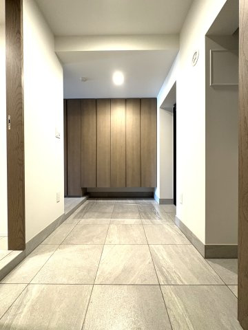 SHONAN LIFE― 湘南を感じる、海街のレジデンス ―の玄関