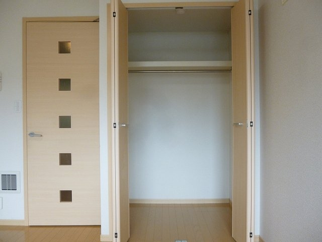 サンシャイン　富雄駅前の収納|大きなスペースがあり、収納には困りません