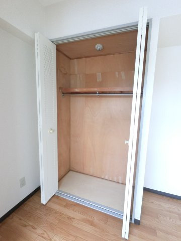 メゾンリヴィエール道場北の収納