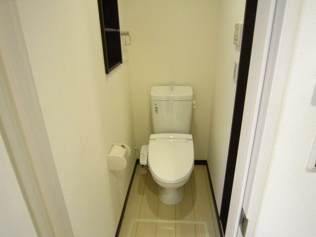 ジュエル千駄木Ⅲのトイレ