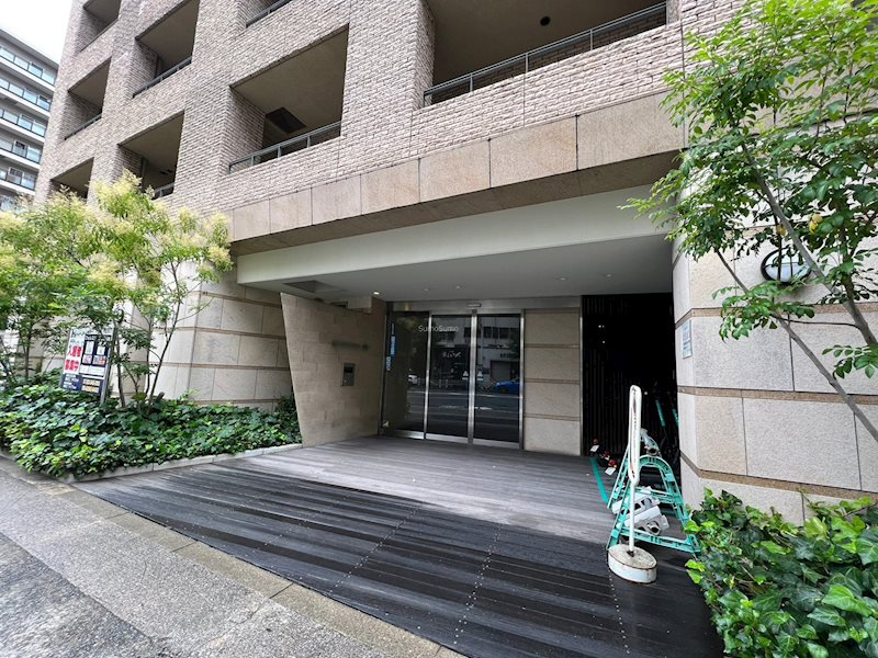 フォレステージュ靭公園のエントランス