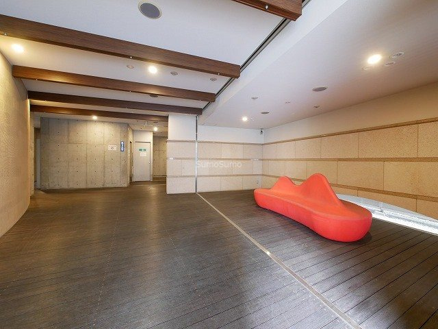 フォレステージュ靭公園のロビー